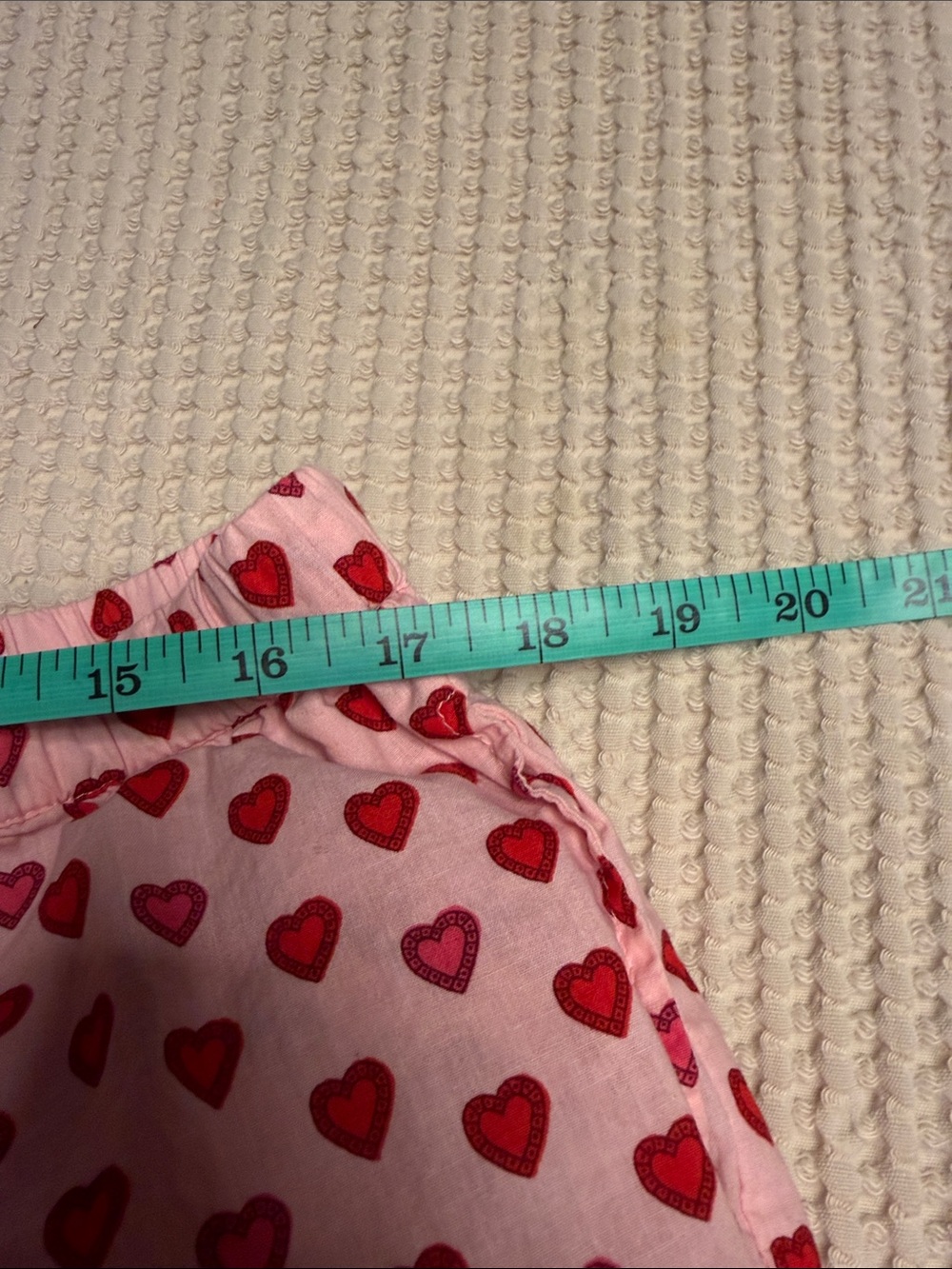 Printfresh Mini Candy Hearts Pintuck Short Set Pink and Red Mini Heart L - Picture 15 of 15